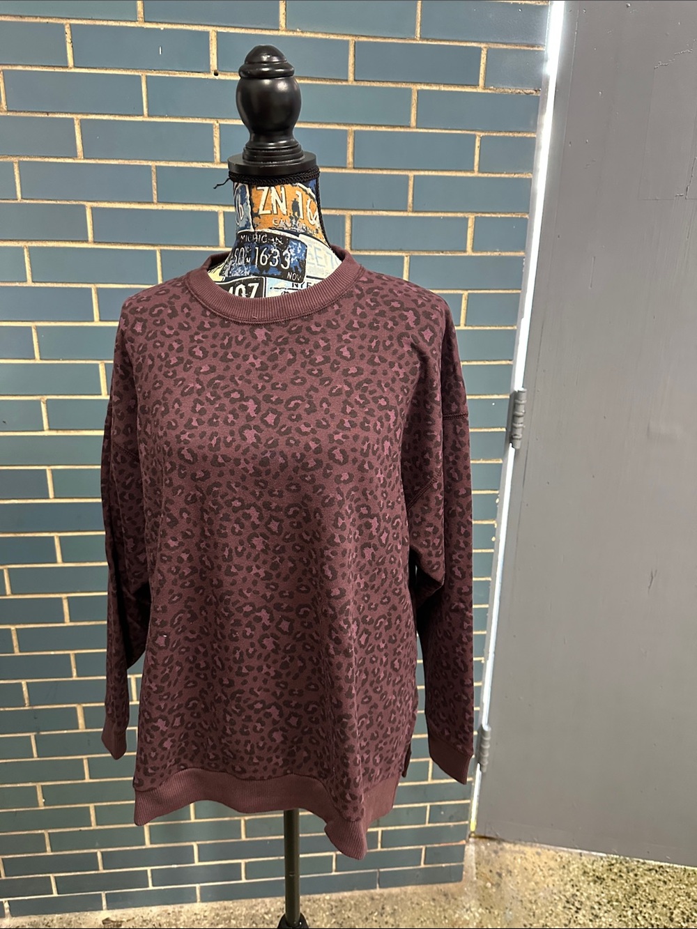 American Eagle Outfitters Women's Maroon Leopard Crewneck Sweater